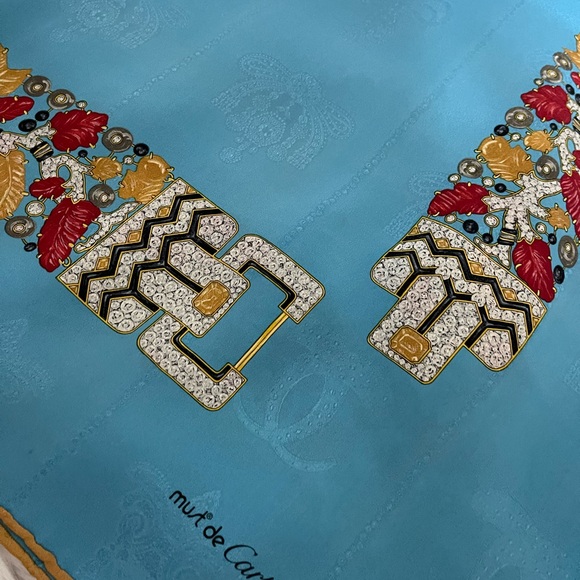 Auth Cartier Silk Scarf. - Picture 15 of 16